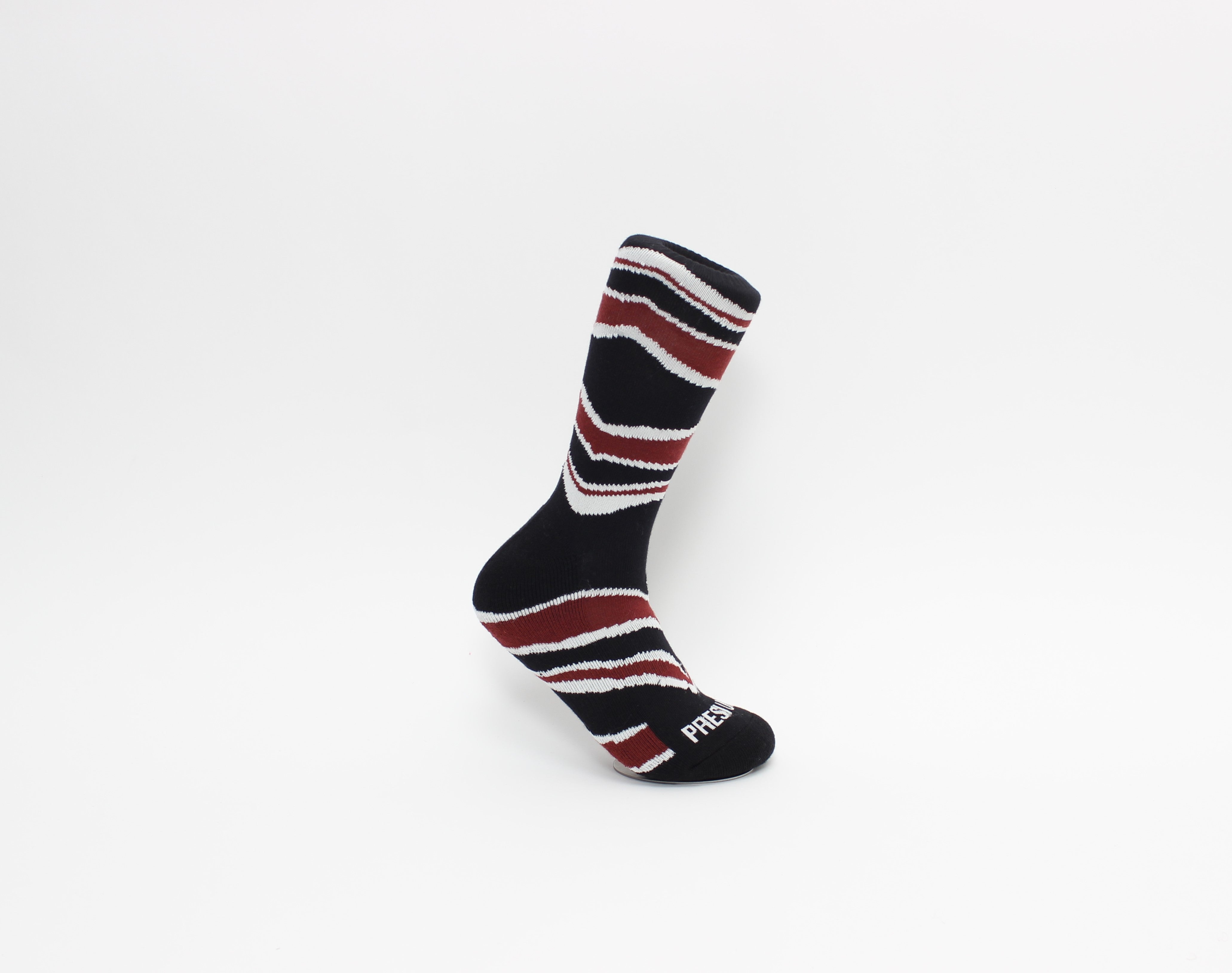 CLOWNFISH BLACK/ CRIMSON